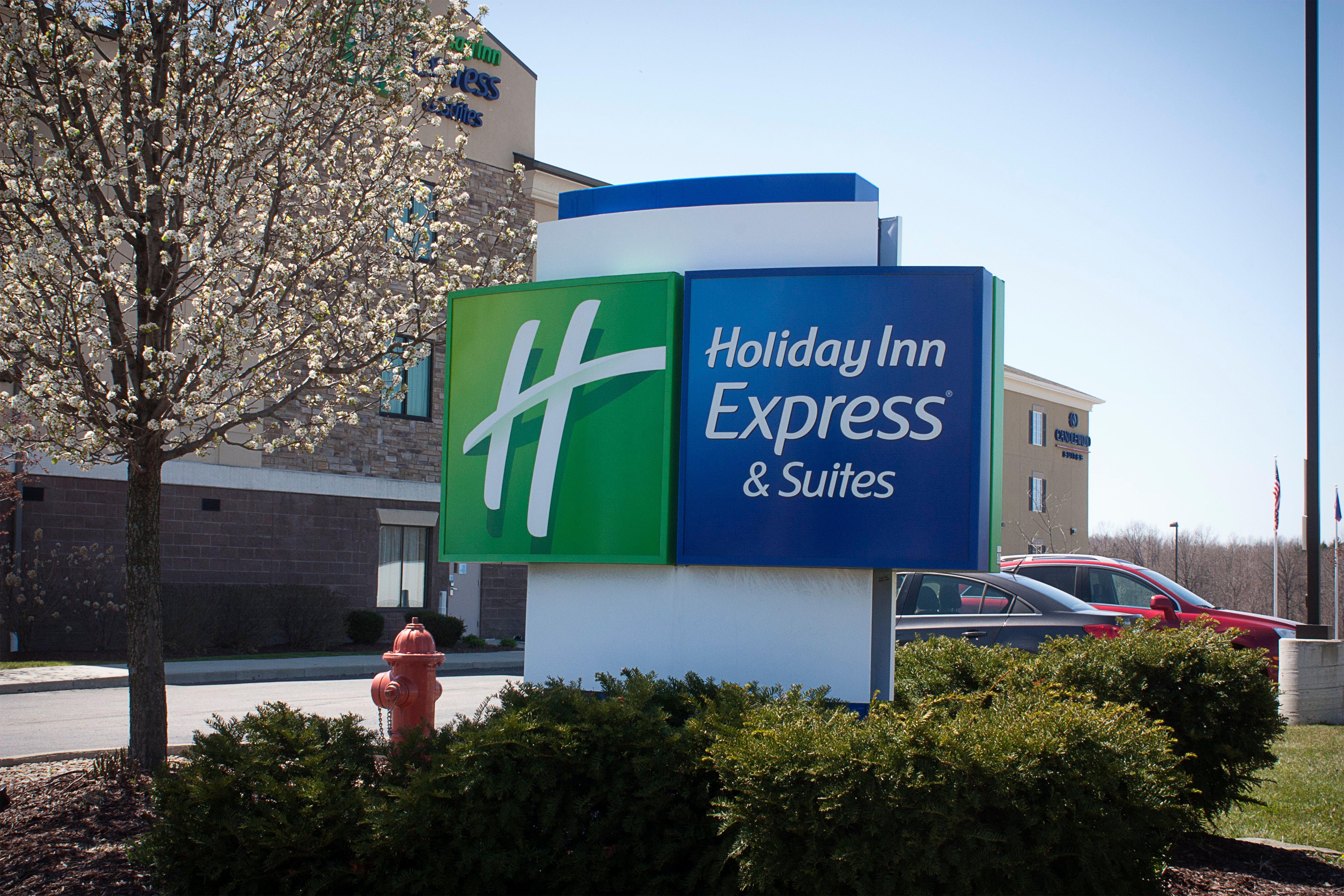Holiday Inn Express & Suites Youngstown West I 80, An Ihg Hotel Austintown Экстерьер фото